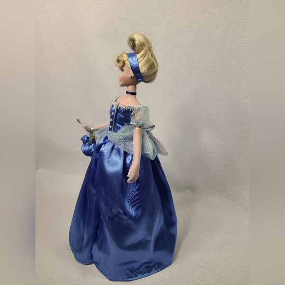 Disney Princess Cinderella Crystal Dream Porcelain Doll Collection Keepsake-RARE - Picture 9 of 12